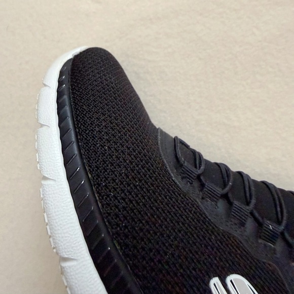 Skechers Hands Free Swift Fit Memory Foam Black White Sneakers Shoes Size 7 - Picture 11 of 16